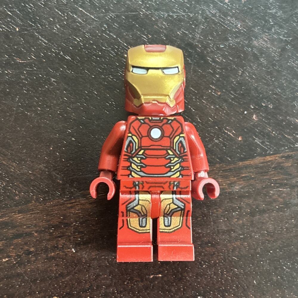 Lego Iron Man Minifigure - Mark 43 Armor, Trans-Clear Head #sh0498 Set #76105